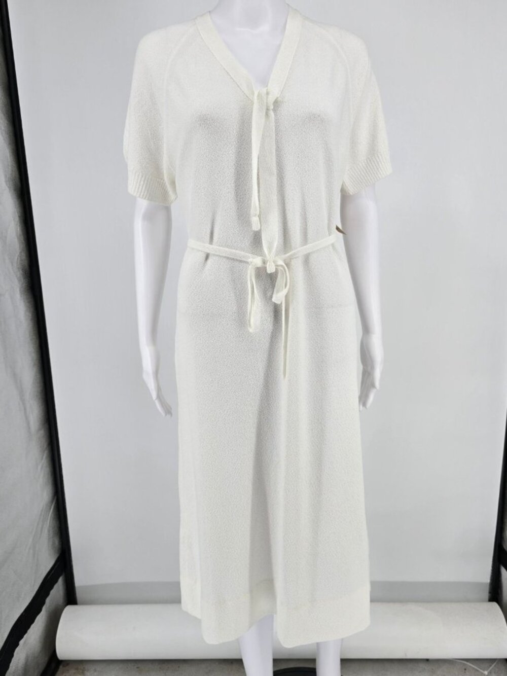 Vintage Early 1980s Talbott White Raglan Sleeve Midi Sweater Dress (Size 14/L)